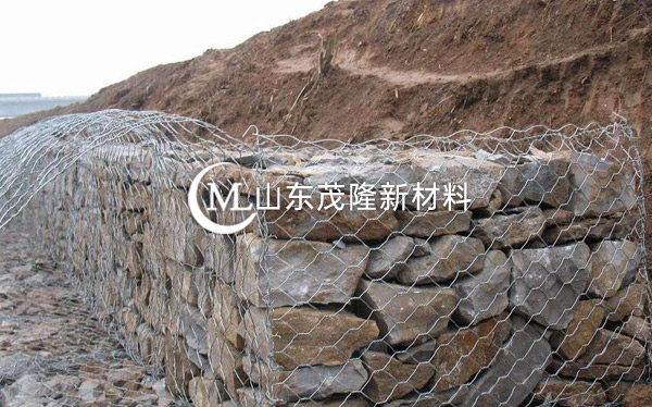 《水曹项目》渗排水网垫、石笼网施工