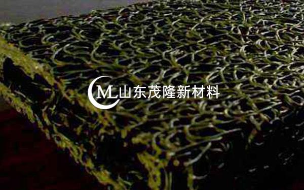 《贵州江玉高速公路》土工布、方形盲沟施工