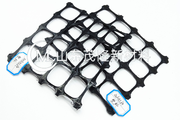 双向拉伸塑料土工格栅 第1张