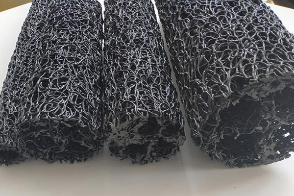 解析三维复合排水网与塑料盲沟的区别 第1张