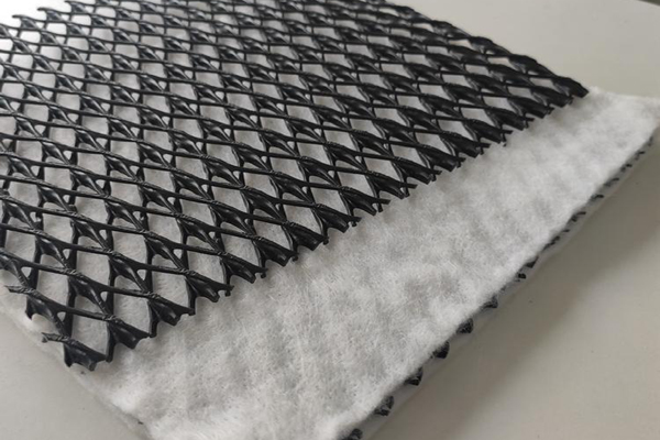 三维复合排水网执行的标准是什么？  第2张