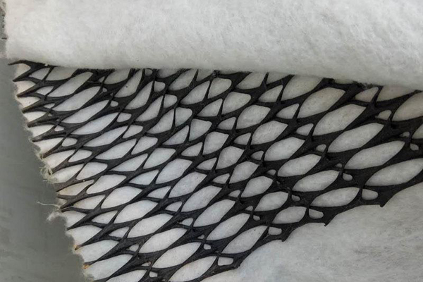 排水网挤压会导致变形吗？  第2张