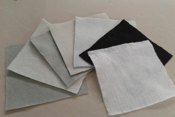 土工布和排水板哪个先施工的  第3张