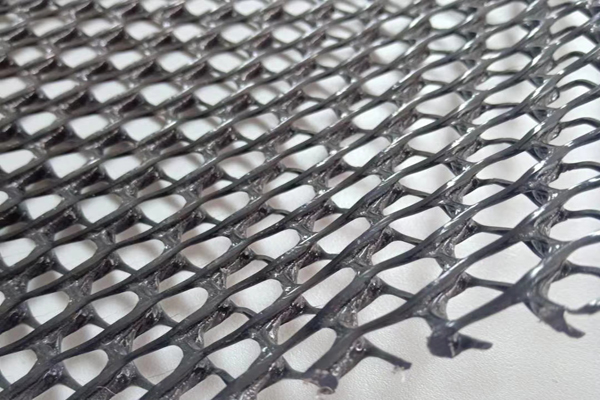 三维复合排水网由哪些组成