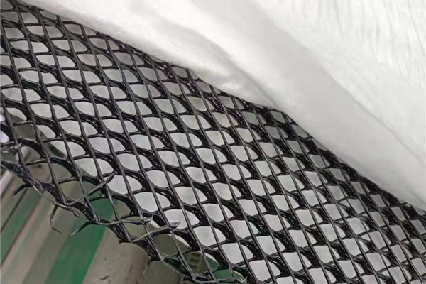 复合排水网在公路工程中的应用  第3张